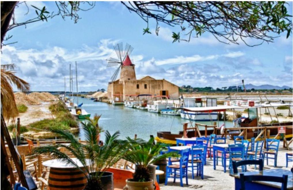 Be Mediterraneo, In Centro Sul Mare - In The Center Beach Front - 80 Mq Трапани Екстериор снимка
